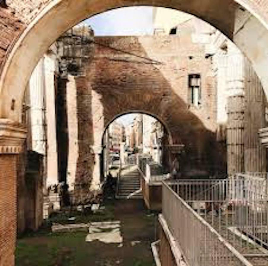 Panoramic Castle Apt Trastevere Roma Exterior foto